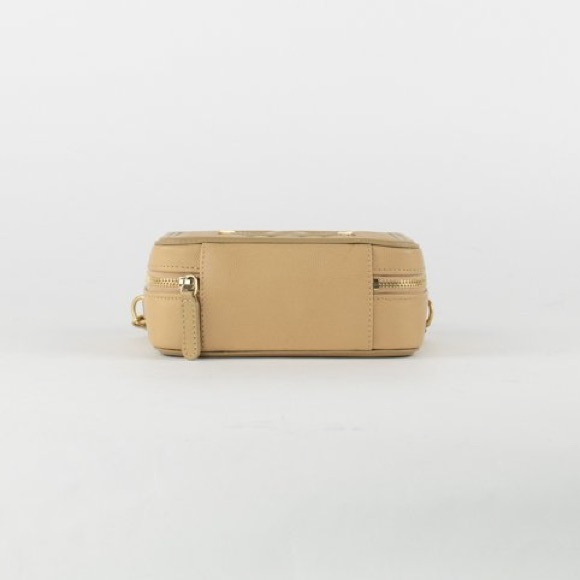 SOLD Chanel CC Filigree Mini Vanity - Picture 5 of 9